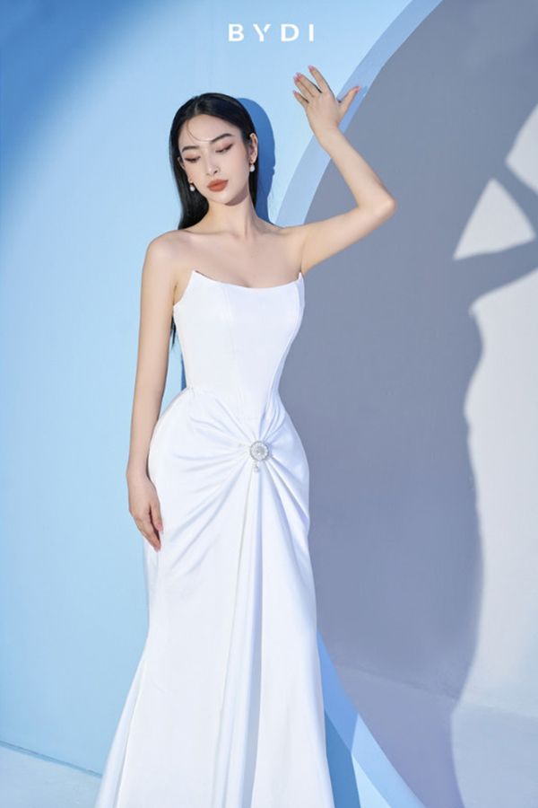 Đầm Midi Cúp Ngực Nhấn Eo BYDI