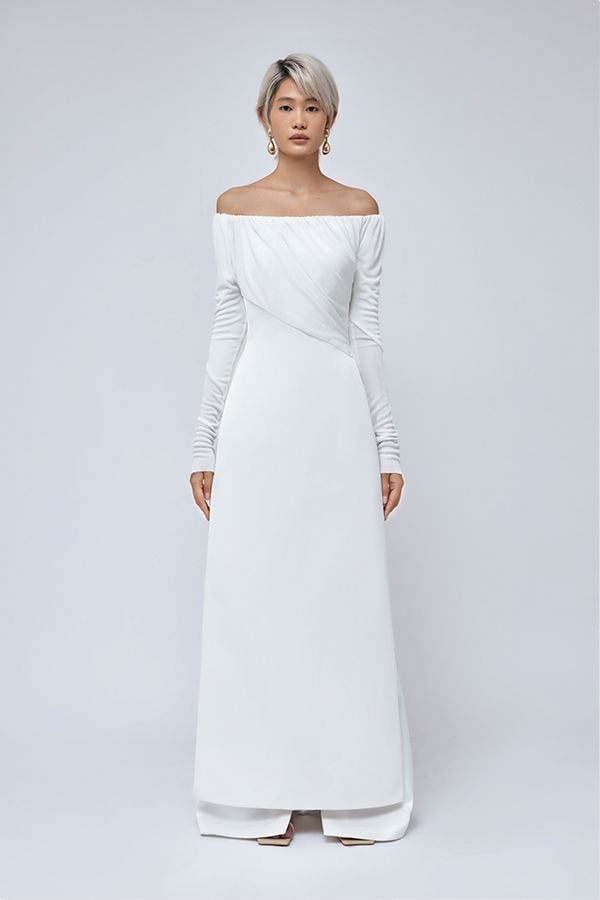 Áo Dài Trễ Vai Tay Dài CHATS