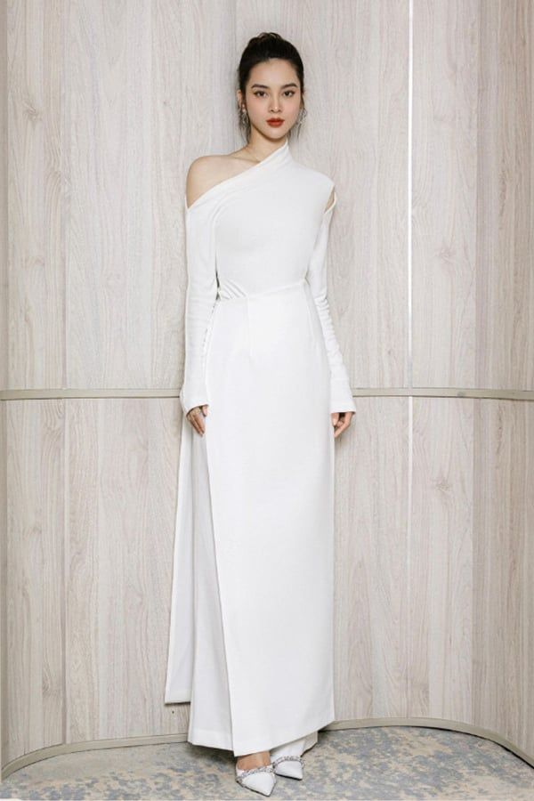 Đầm Maxi Tay Dài Trễ Vai Trắng CHATS