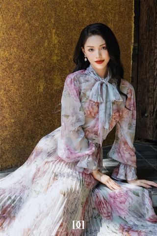 Áo Kiểu Hoa Văn Tay Dài x Chân Váy Midi Xếp Ly DARLING DIVA