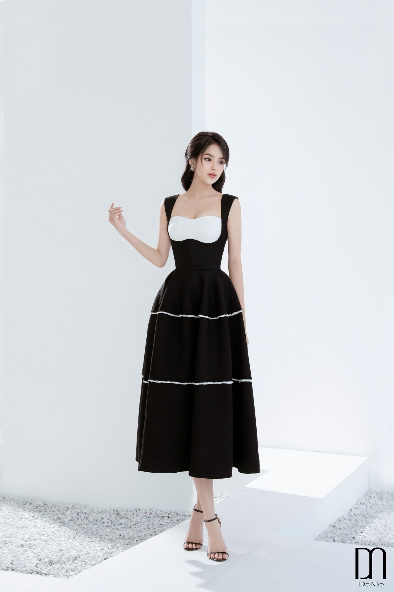 Đầm Midi Hai Dây Dáng Xòe DE NIO