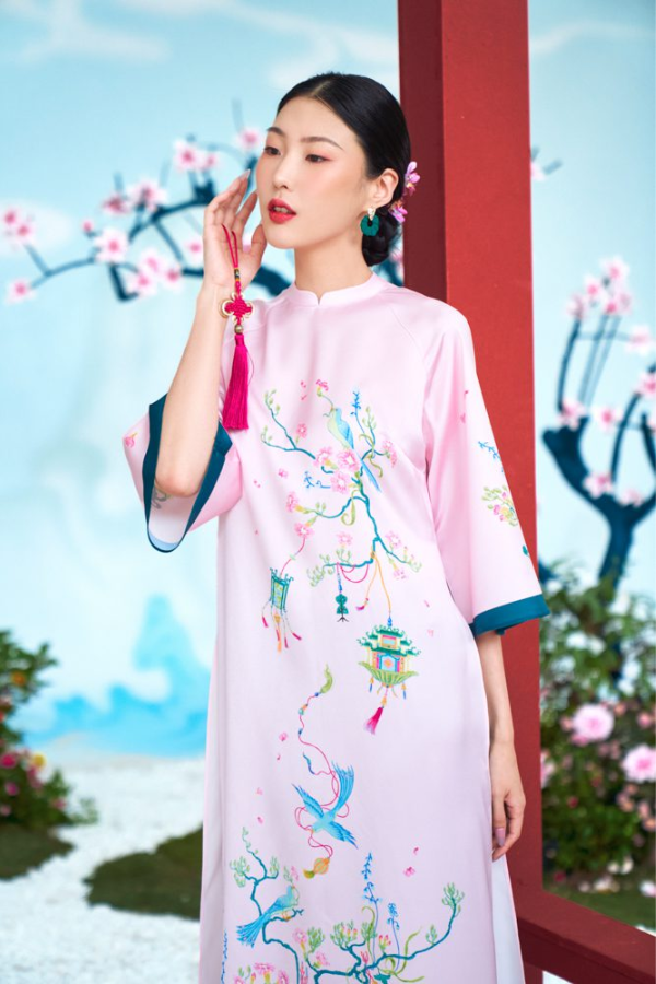 Áo Dài Cách Tân Diễm Chung XÉO XỌ