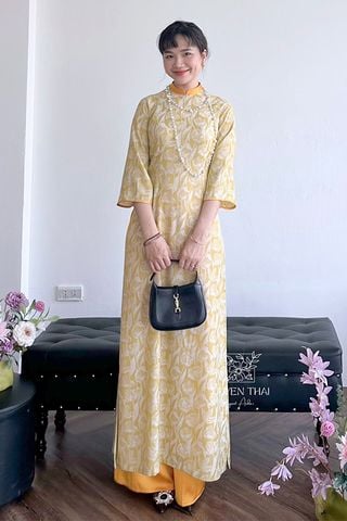 Áo Dài Cách Tân Viên HUYEN THAI