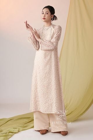 Áo Dài Cách Tân Vân Hạ HUYEN THAI