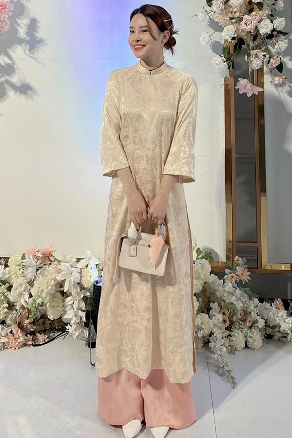 Áo Dài Gieo Duyên HUYỀN THÁI