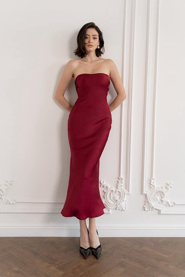 Đầm Midi Cúp Ngực Dáng Suông KISSERINE