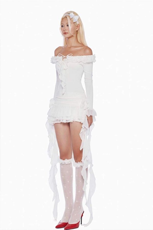 Đầm Ngắn Trễ Vai Tay Dài Đính Tua Rua L SEOUL