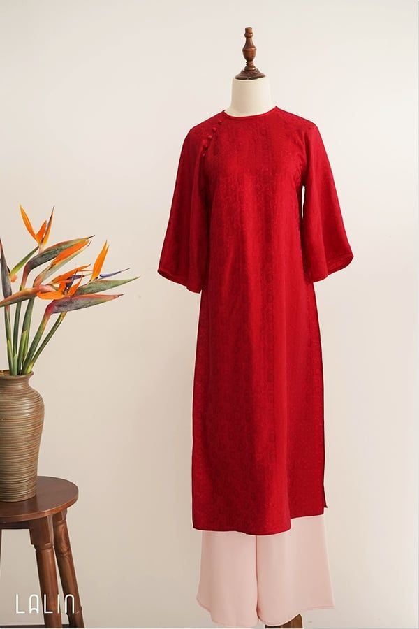 Áo Dài Cách Tân Nhã Trâm LALIN