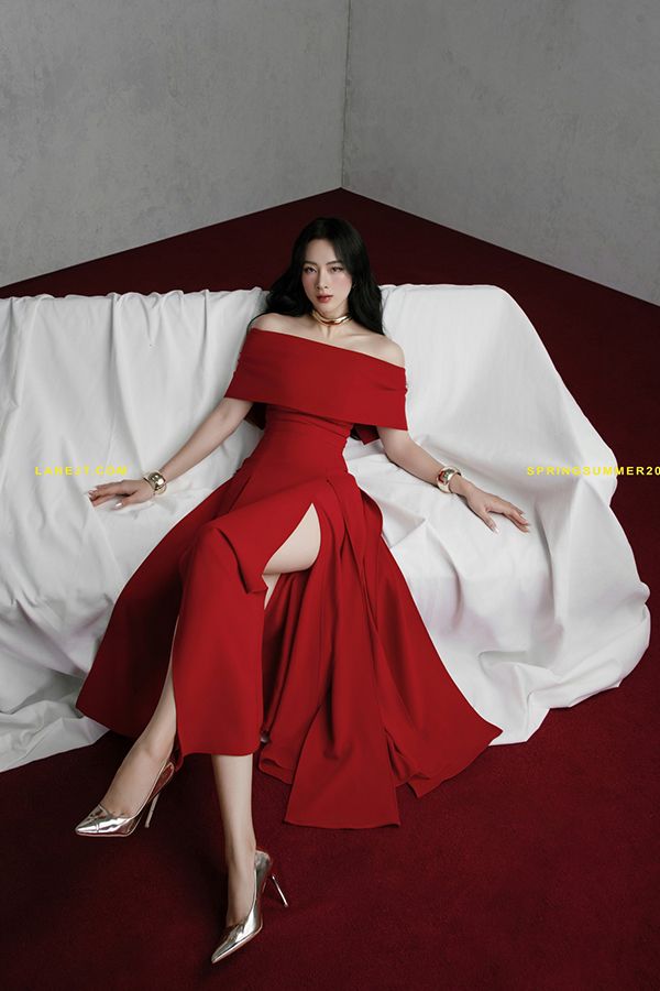 Đầm Midi Trễ Vai Xẻ Tà LANE JT