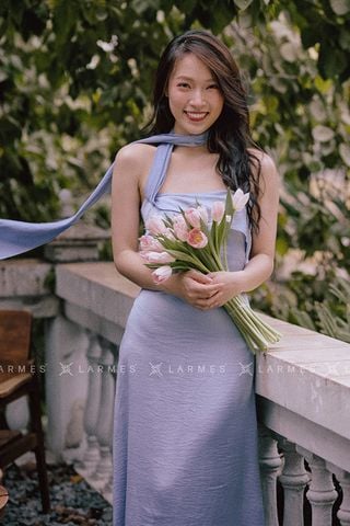 Đầm Midi Hai Dây Dáng Suông LARMES