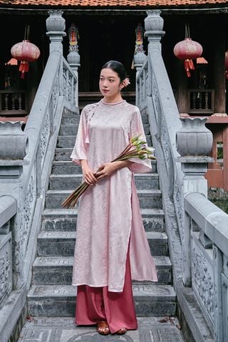 Áo Dài Cách Tân Tay Lửng LAYE.VN