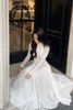 Đầm Midi Ren Trắng Tay Dài Xòe Đuôi Cá L'ESPOIR