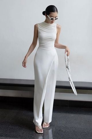 Jumsuit Cổ Tròn L'ESPOIR