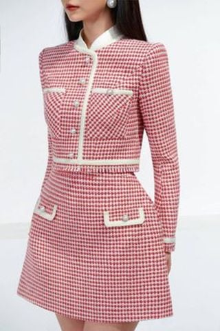 Áo Tay Dài Viền Trắng x Chân Váy Ngắn LOBBSTER