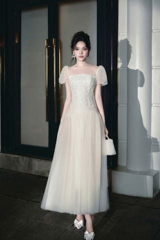 Đầm Midi Voan Tay Phồng Trắng Charlie LOVELYN