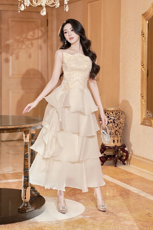 Đầm Midi Hai Dây Xếp Tầng LOVELYN