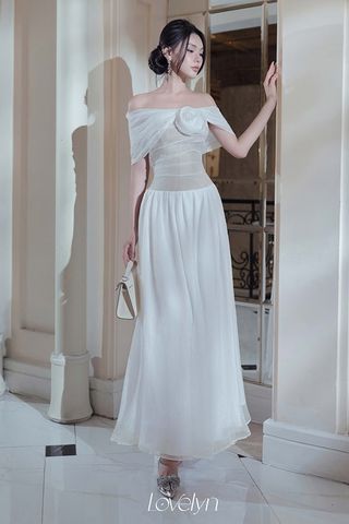 Đầm Midi Trễ Vai Đính Hoa Liliana LOVELYN