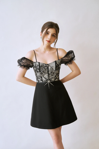 Đầm Ngắn Họa Tiết THE MAVEN