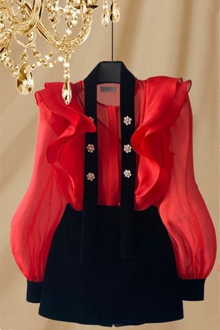 Áo Kiểu x Chân Váy Ngắn MINT BOUTIQUE