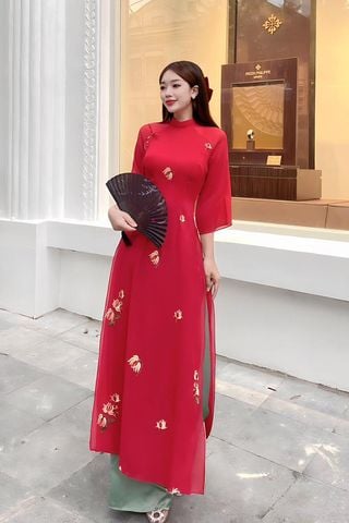 Áo Dài Cách Tân Thêu Hoa MITA BOUTIQUE