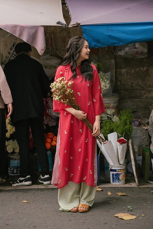 Áo Dài Cách Tân NAKED BY V