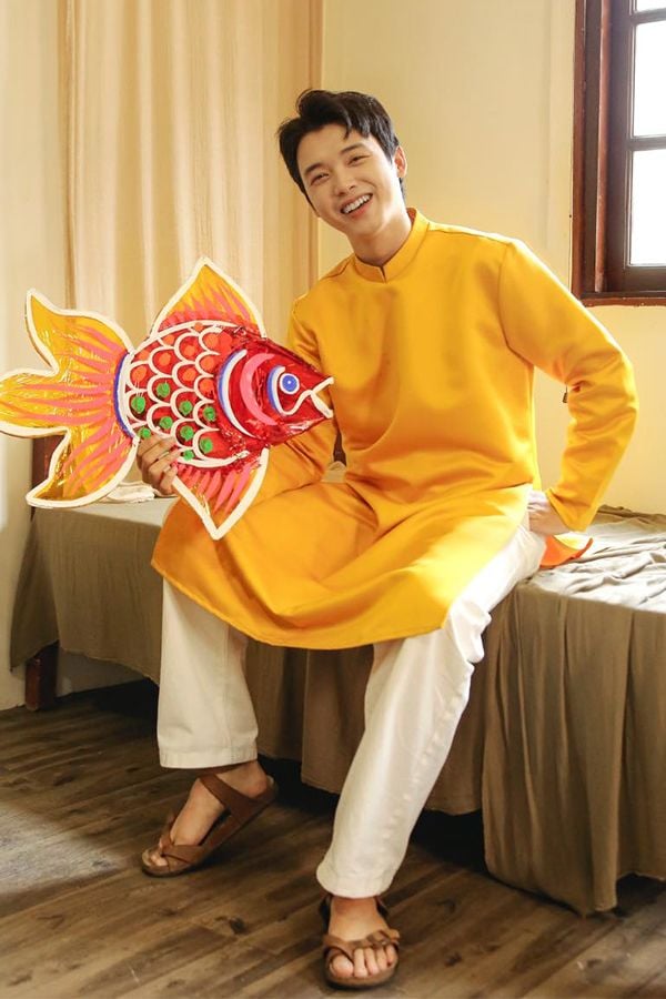 Áo Dài Cách Tân Nam Tay Dài Cổ Trụ KHAMADE