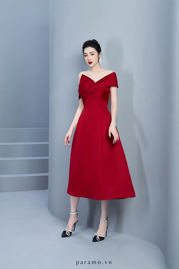 Đầm Midi Lệch Vai PÁRAMO