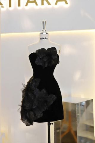 Đầm Ngắn Đính Hoa RITARA CLOSET