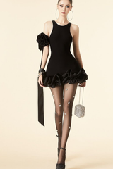 Đầm Ngắn Đen Hoa Tay Cách Điệu MAEL FEMME