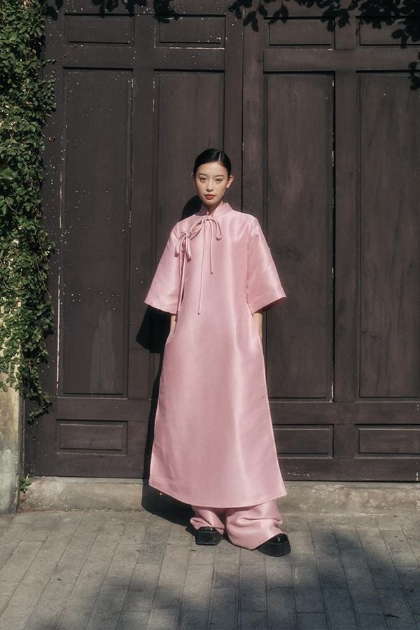 Áo Dài Cách Tân Cổ Trụ Đính Nơ THINGS STUDIOS