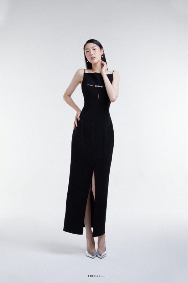 Đầm Midi Hai Dây Xẻ Tà TRIO JI
