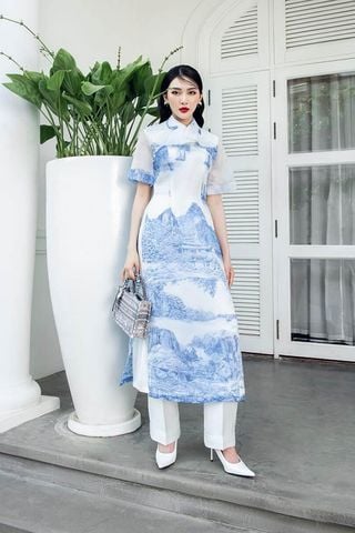 Áo Dài Cách Tân Họa Tiết Tay Ngắn WHITE PLAN