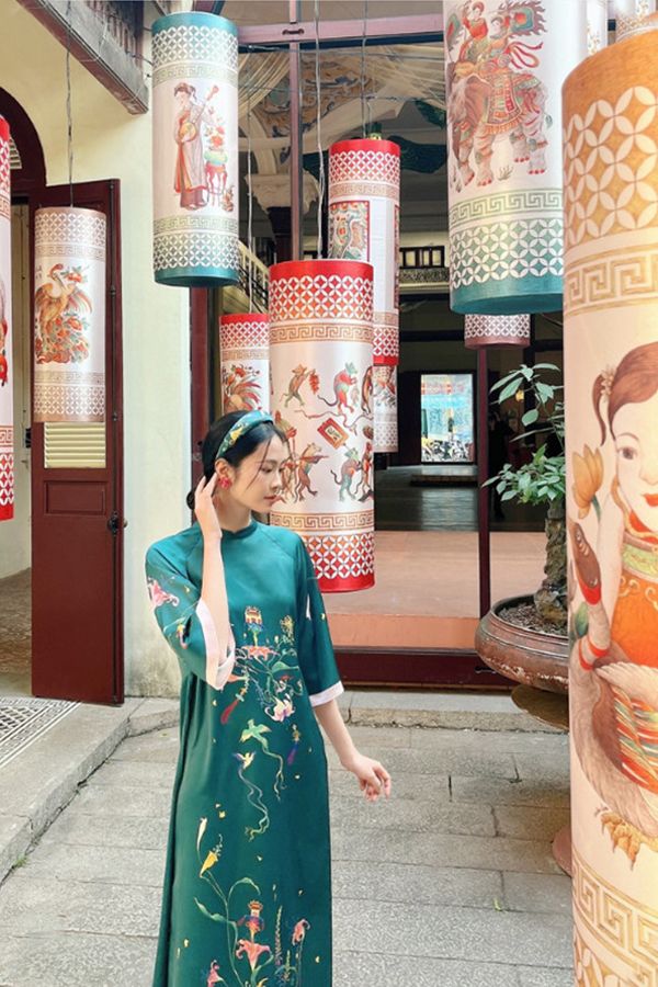 Áo Dài Cách Tân Lư Thủy XÉO XỌ