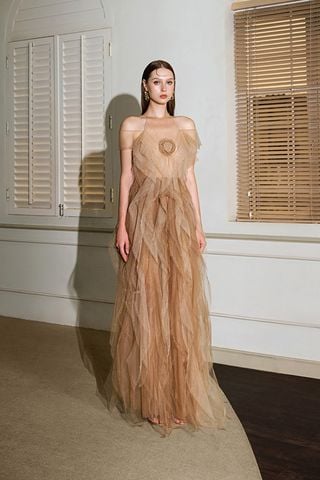 Đầm Maxi Đính Hoa Cổ Yếm Tua Rua XY BYMYXY STUDIO