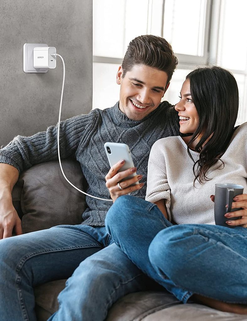 Củ sạc nhanh Ugreen 70263 hai cổng 36W