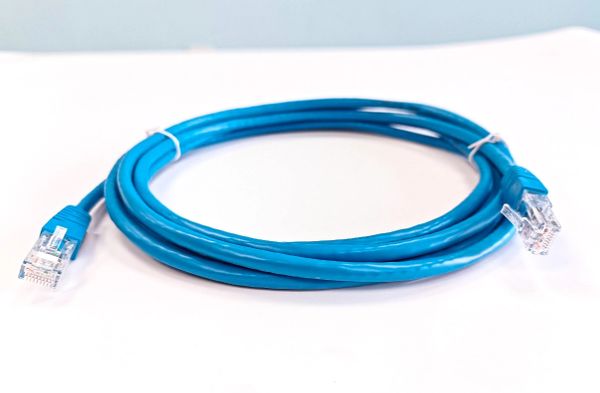 Dây nhảy mạng Cat5e 7FT (2.1m), màu xanh AMP/Commscope (CO155D2-0ZF007)