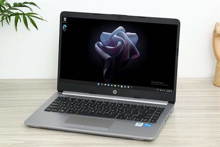 Laptop - Máy tính xách tay HP 240 G8 6L1A2PA (i3-1115G4 | 8GB | 512GB | Intel UHD Graphics | 14' FHD | Win 11)
