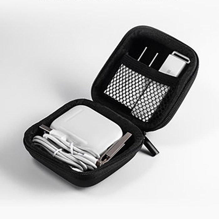 Hộp đựng phụ kiện UGREEN 40816 – Chống sốc chống nước, dây kéo kèm móc khóa bền bỉ