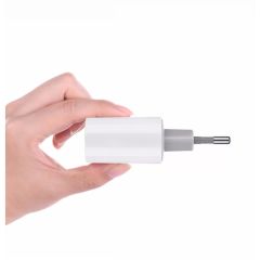 Sạc 2 cổng USB-A UGREEN CD104 – Dòng sạc tối đa 3.4A (Tối đa 2.4A mỗi cổng)