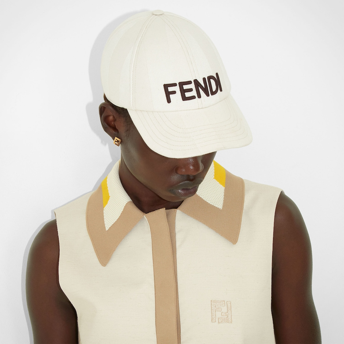  Mũ Nữ Fendi Pequin Canvas Baseball Cap 'Beige' 
