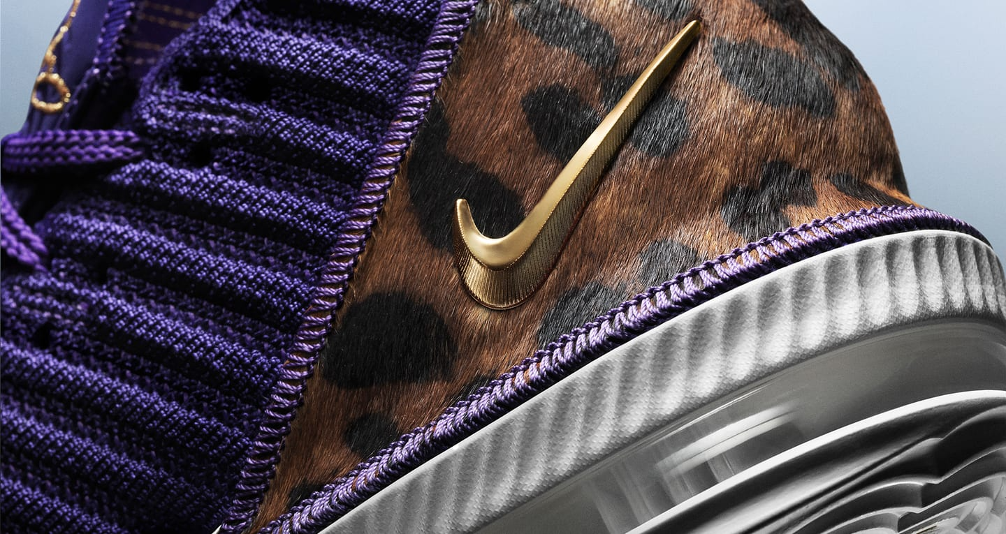  Giày Nike LeBron 16 'King Court Purple' 