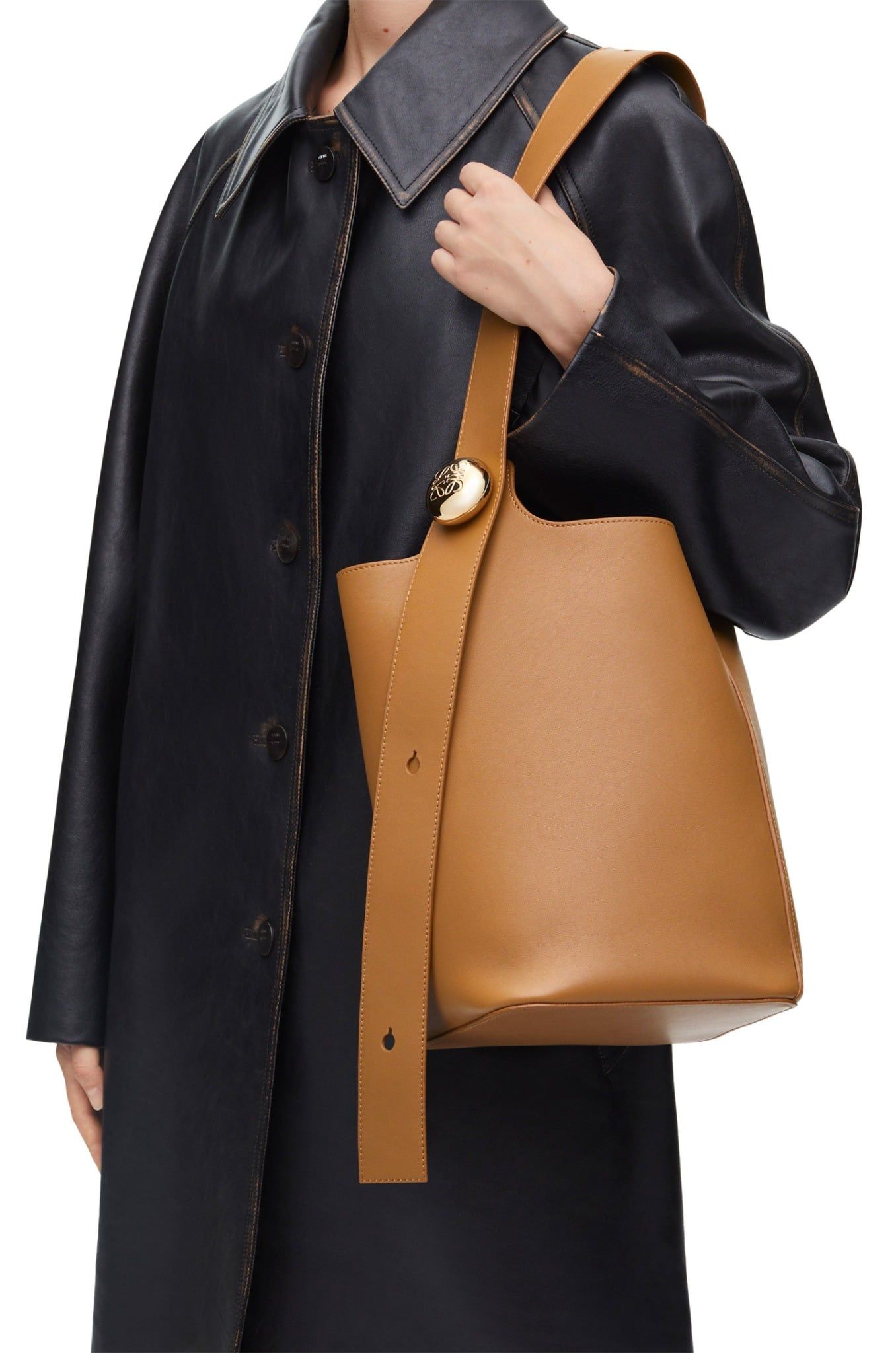  Túi Nữ Loewe Medium Pebble Bucket 'Oak' 