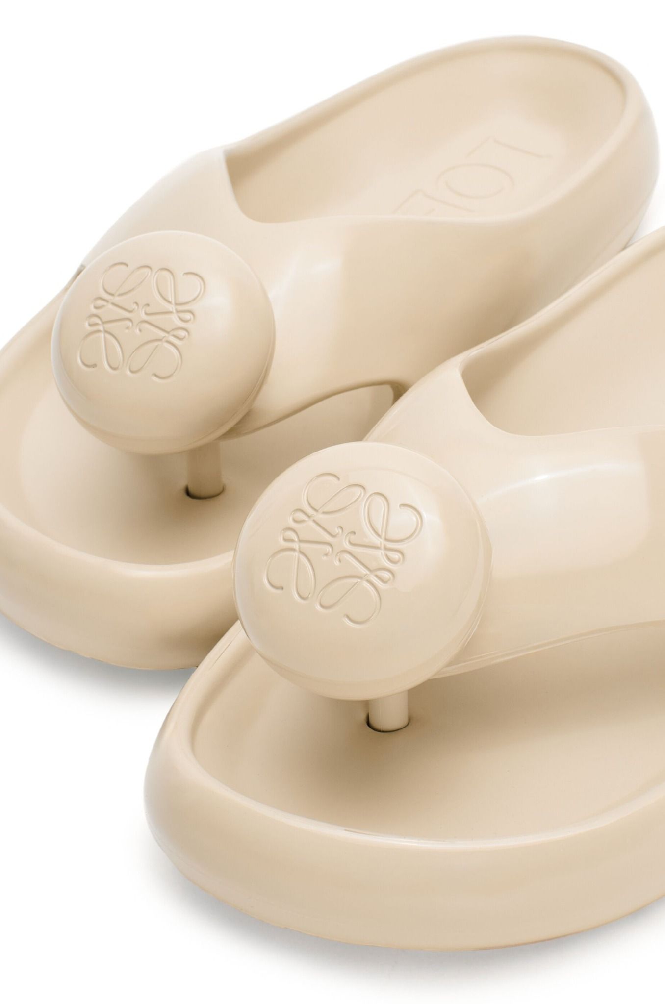 Dép Nữ Loewe Foam Pebble Sandal 'Light Powder' L815465XA6