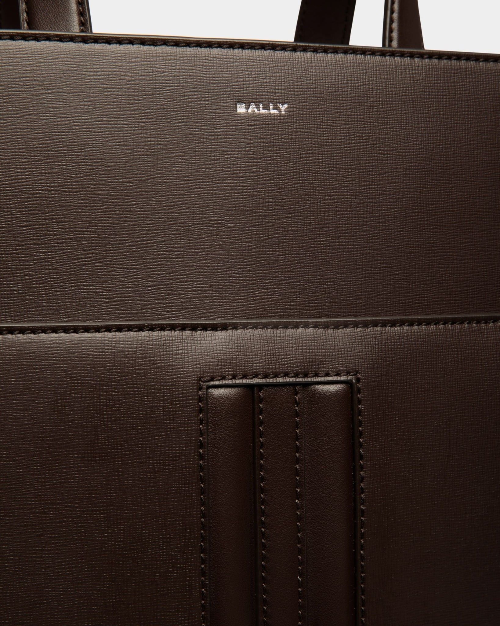  Túi Bally Mythos Tote In Recycled Leather 'Ebano' 