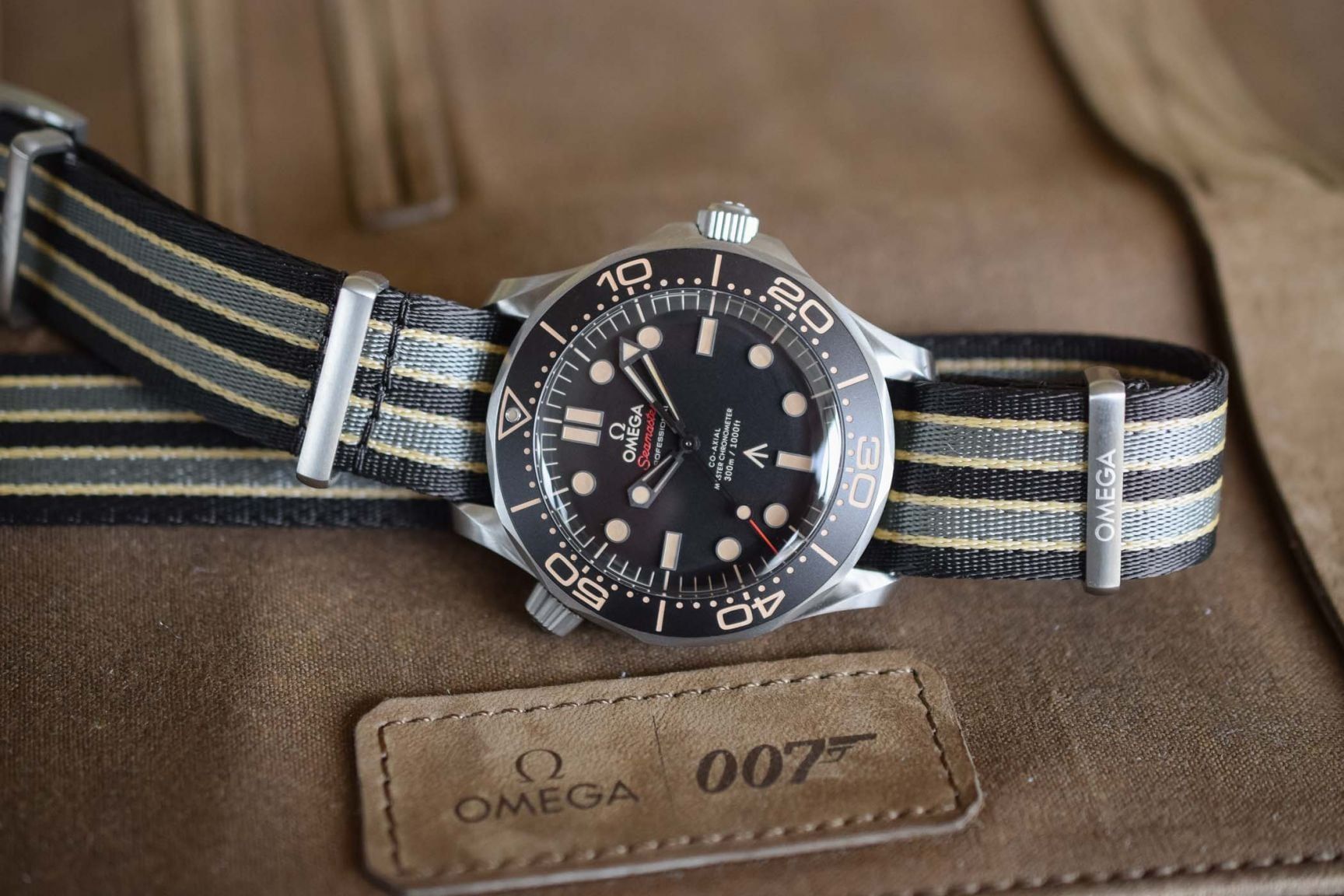  Đồng Hồ Omega Seamaster Diver 