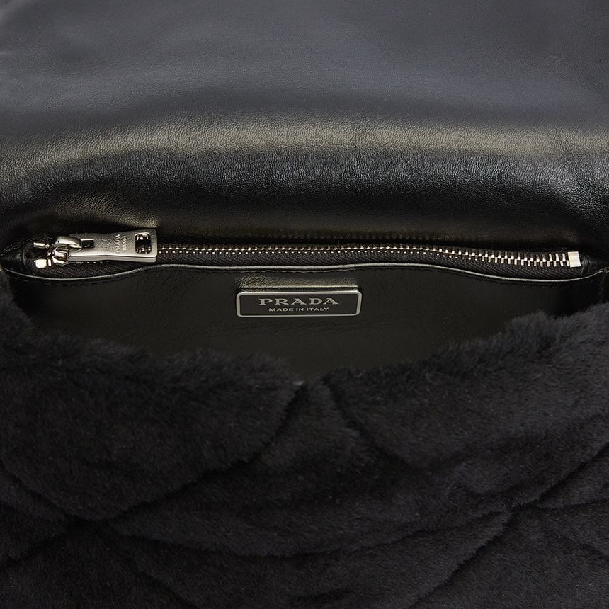  Túi Nữ Prada logo shearling 'Black' 