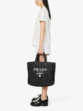 Túi Prada Logo Large Straw Tote Bag 'Black' 