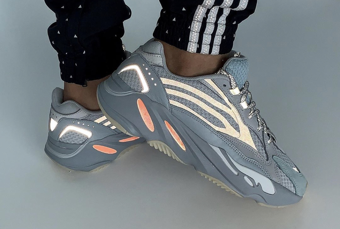 Giay Adidas Yeezy Boost 700 V2 Inertia FW2549 LUXITY