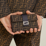  Túi Nam Fendi Baguette Pouch 'Brown' 