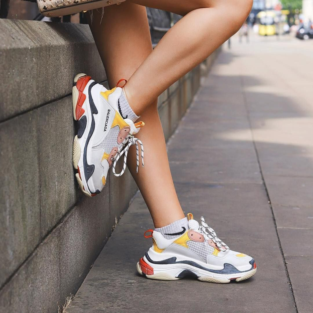 Giày Nữ Balenciaga Triple S Trainer 'Pink White' 524038